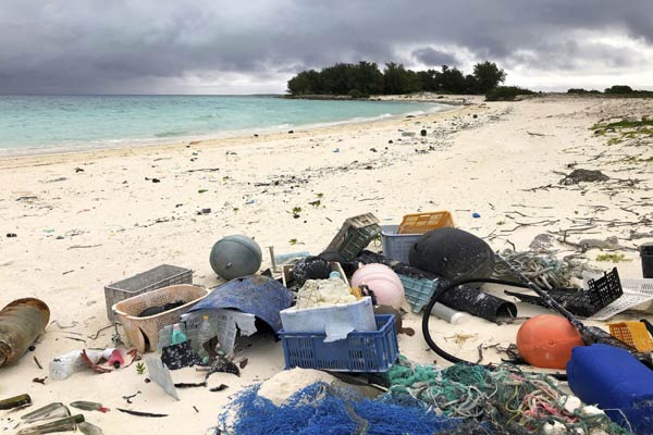 1 to 2 million tons of US plastic trash goes astray: Study