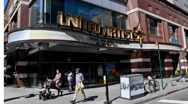 Stifled by pandemic, US movie theaters send SOS