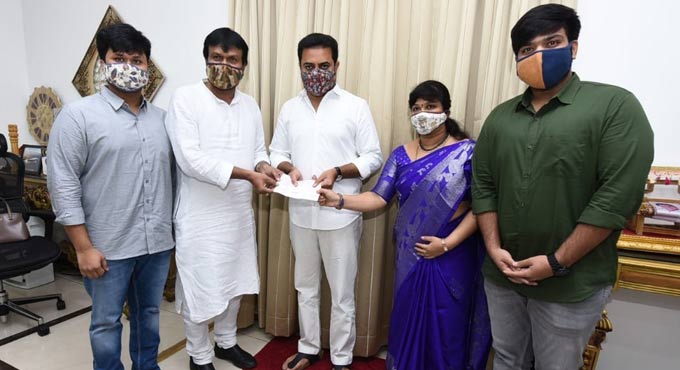 TRS leader donates 10 lakh to CMRF