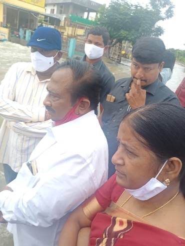 Warangal: Flood water inundates low-lying areas, damage crops in rural areas