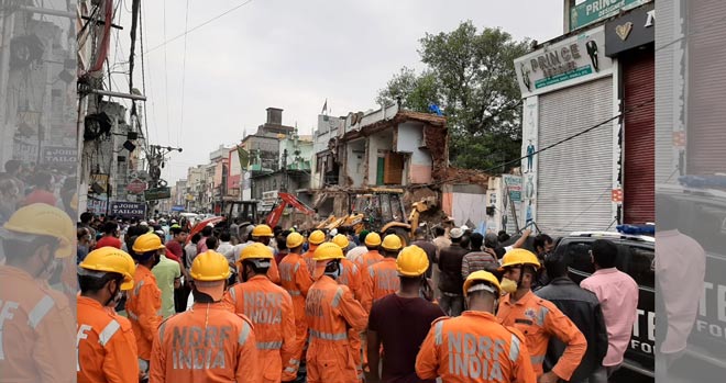 Hyderabad: Two killed and five injured in a building collapse in old city