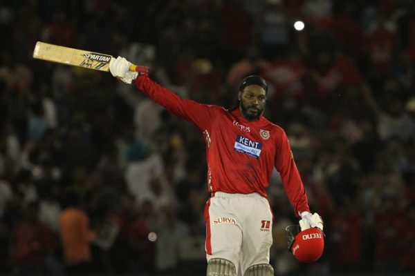 Chris Gayle recovers from food poisoning