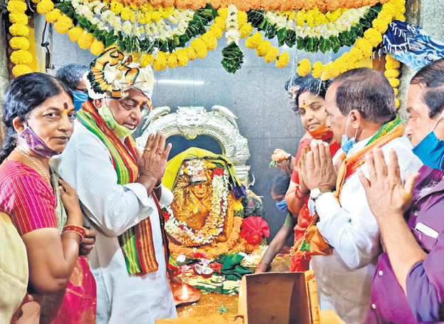 Adelli temple to become a major pilgrim centre: Indrakaran
