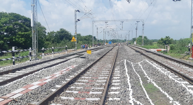 SCR commissions 22 km triple line between Raghavapuram and Kolanur