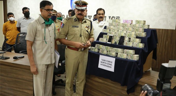 1 cr meant for distribution in Dubbak election seized from BJP sympathisers