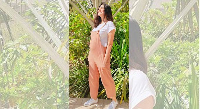 Anushka Sharma shares candid chai time picture clicked by her father