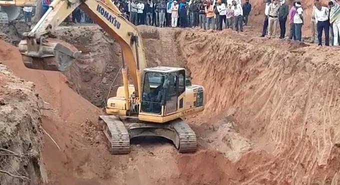 MP: 5-year-old boy stuck in borewell dies