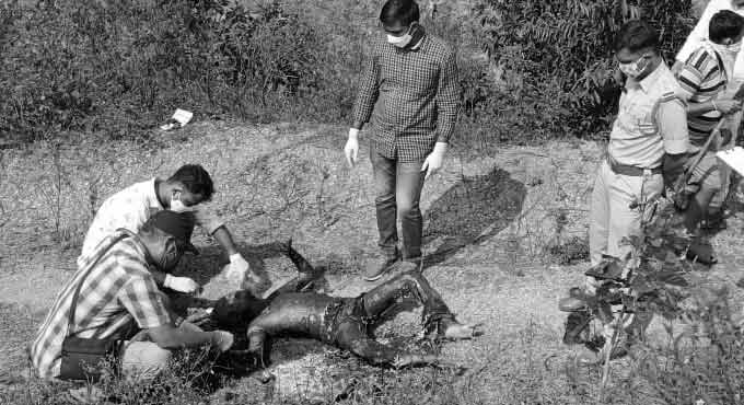 Burnt body of unidentified man found in Siddipet