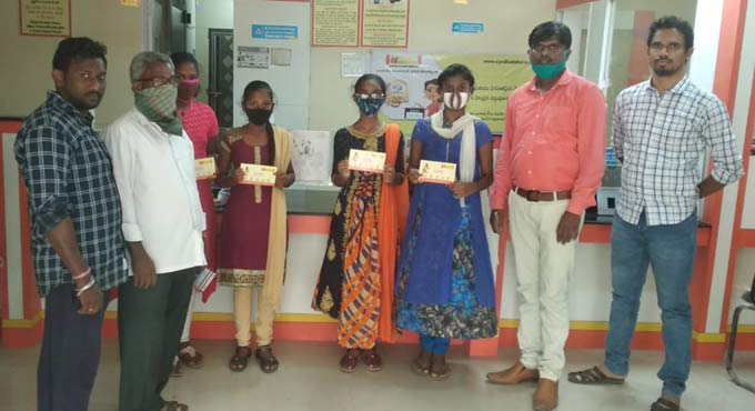 Mancherial: Canara Bank offers scholarship to meritorious students