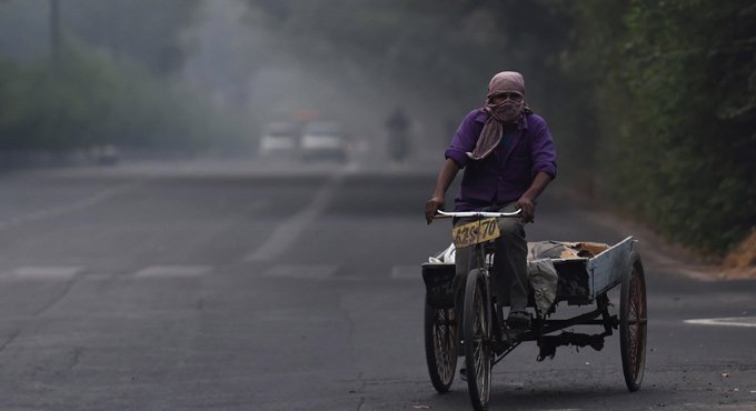 Delhi’s air quality ‘very poor’, may improve slightly