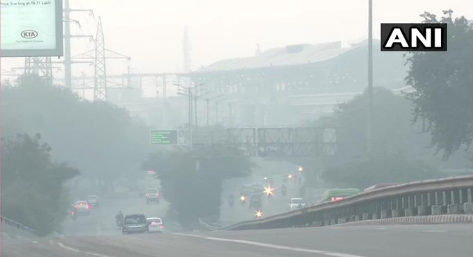 With low visibility and thick haze, Delhi’s air quality remains ‘very poor’