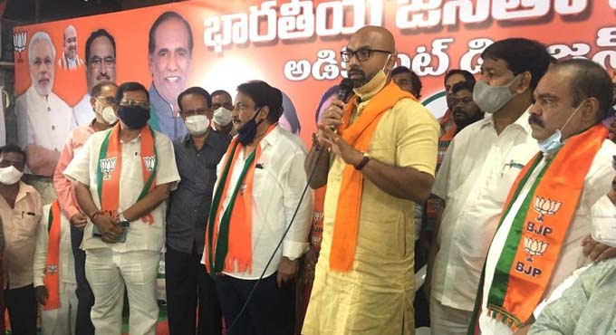 Battle for Hyderabad Mayor post between BJP and MIM, says BJP MP