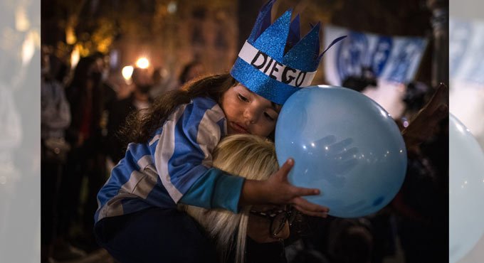 Argentine prosecutors probe Maradona death