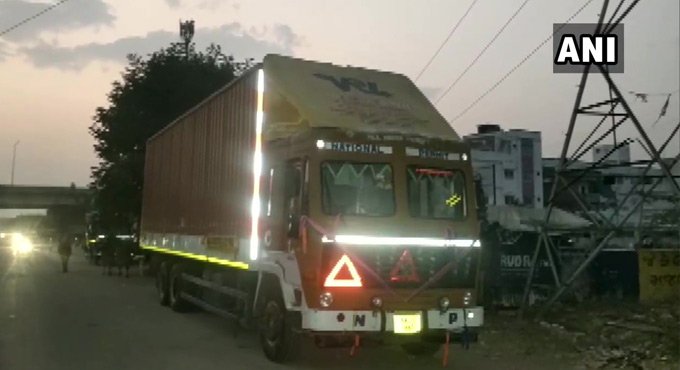 Gujarat: 11 killed, 16 injured in truck accident near Vadodara