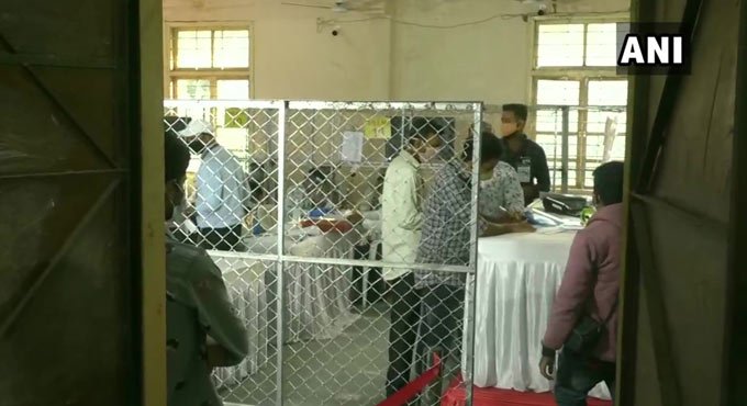 Gujarat bypolls: BJP leading in 7 seats, Congress in one