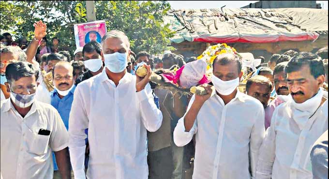 TRS will stand by its workers: Harish