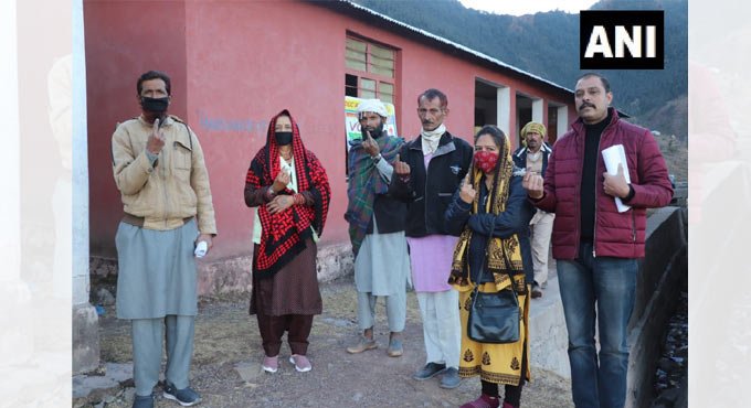 J&K: Polling begins for first phase of DDC elections