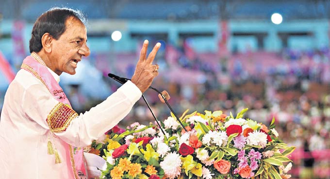 Save Hyderabad from divisive forces: KCR