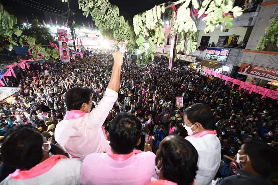 This is not Ahmedabad but ushaar Hyderabad: KTR