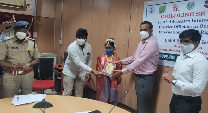 Encourage children to be consistent in pursuit of excellence: Khammam Collector