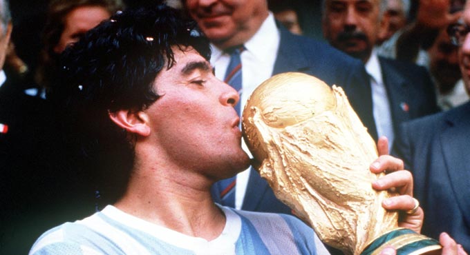 Football legend Maradona passes away
