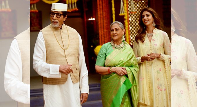 Megastar Amitabh Bachchan gets clicked as he shoots with family