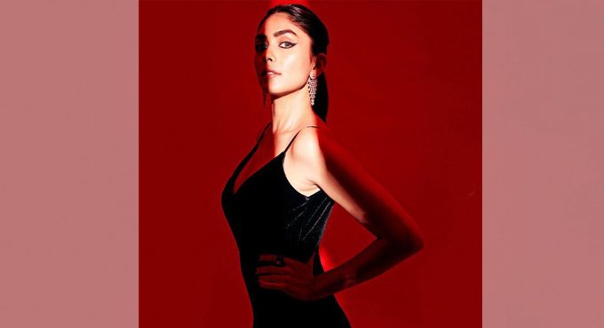 Mrunal Thakur: Few filmmakers envision women characters with equal footing