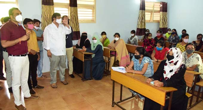 Khammam IT Hub will ensure employment for youth: District Collector