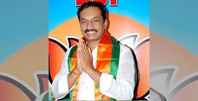 Shocker from Raghunandan, says KTR will meet YSR’s fate