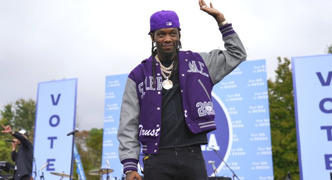 Rapper Offset feeds Atlanta voters waiting in line to cast their ballots