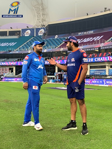Yuvraj Singh takes a dig at Rohit Sharma