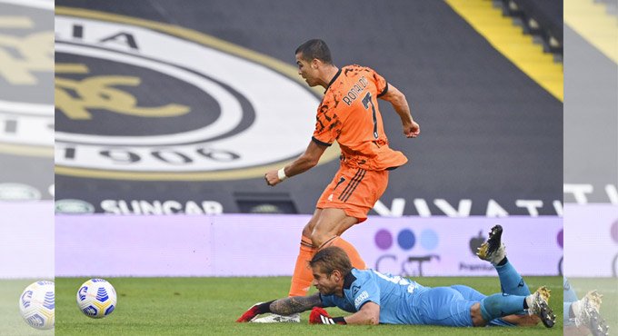 Ronaldo scores twice on return as Juventus beats Spezia