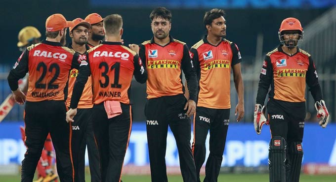 Sunrisers Hyderabad stand on the edge