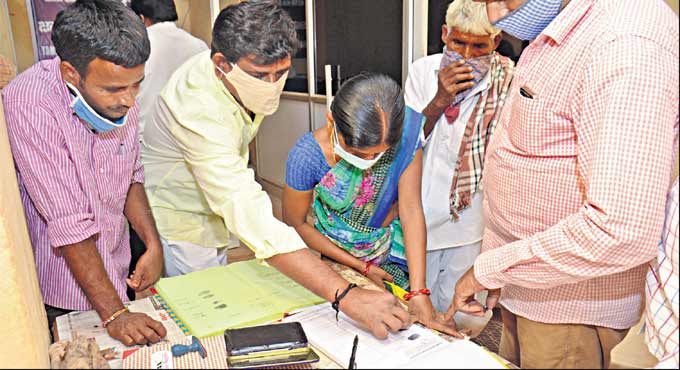 Telangana: Over 9L petitions received for regularisation of Sada Bainamas