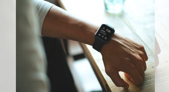 Smartwatches could help detect COVID-19 before symptoms appear: Study