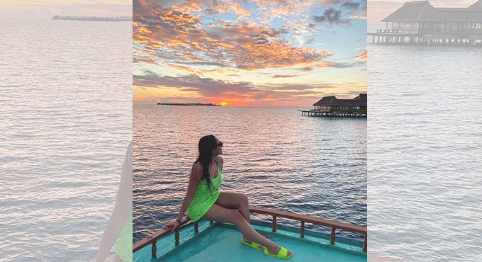 Sonakshi Sinha bids adieu to Maldives with picturesque photo