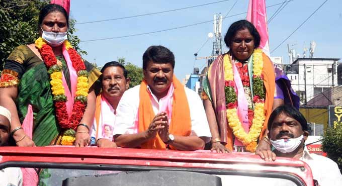 Centre neglected flood-hit families: Talasani