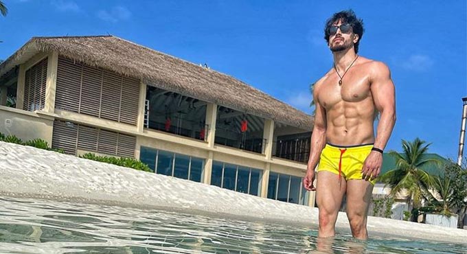 Tiger Shroff chills in the pool during Maldives vacation