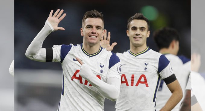 Tottenham down Man City for top spot