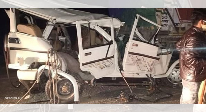 14 people dead as car collides with truck in UP’s Pratapgarh district