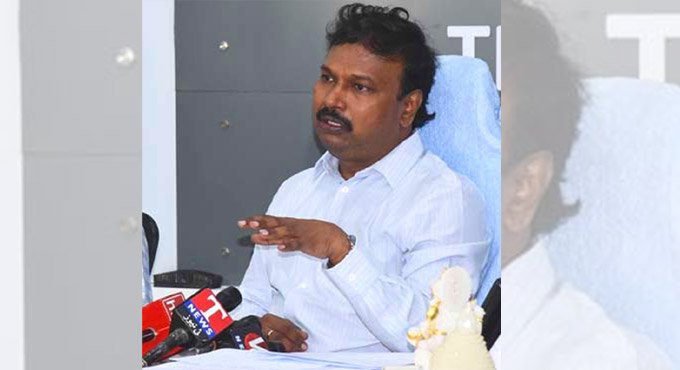 Celebrate Deepavali within homes: Telangana Health wing