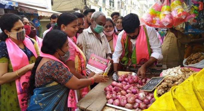 Cong, BJP remember people only during elections, says TRS secretary