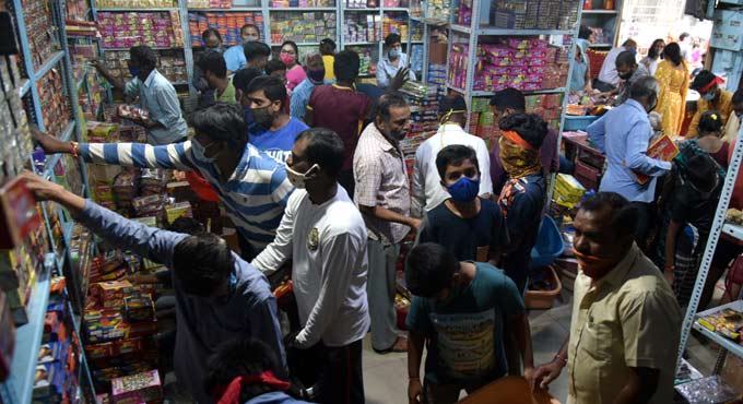 Cracker sellers’ hopes go up in smoke