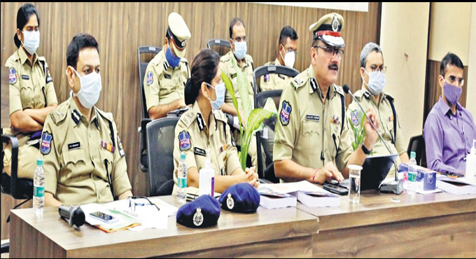 Hyderabad Police gear up for GHMC polls, social media being monitored