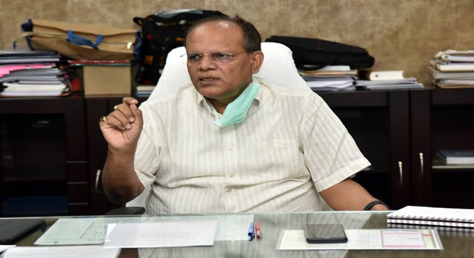 CS directs GHMC to launch more Basthi Dawakhanas