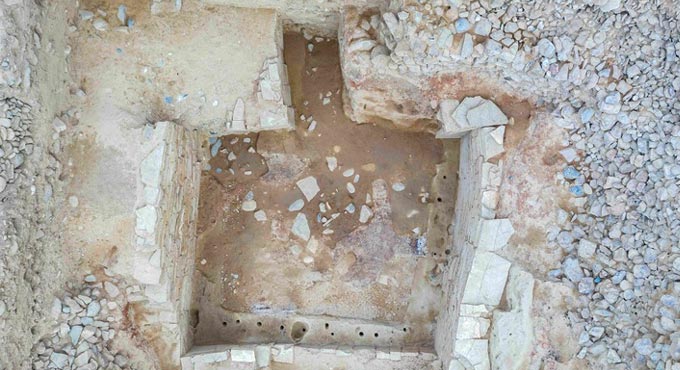 3,500-yr-old tomb in NW China indicates sun worship