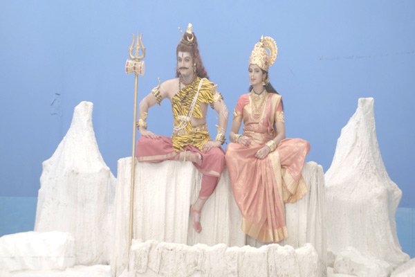 Prajwal, Anusha Hegde to join Nagabhairavi