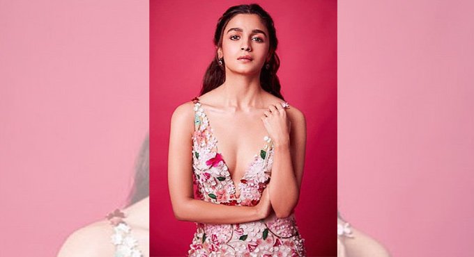 Alia Bhatt is ready to face ‘whatever lies ahead’ in 2021