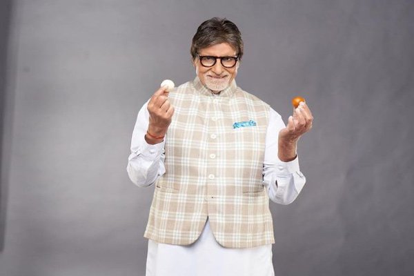 Amitabh Bachchan shows off his first ‘bush shirt’ in childhood picture