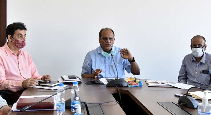 CS Somesh Kumar stresses on need to minimise road accidents in TS